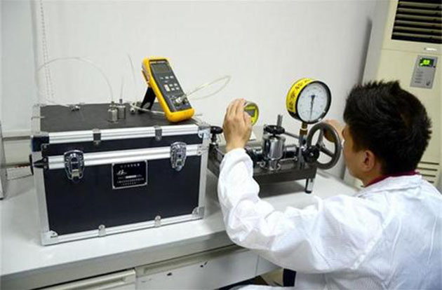 萬用表計量校準注意事項